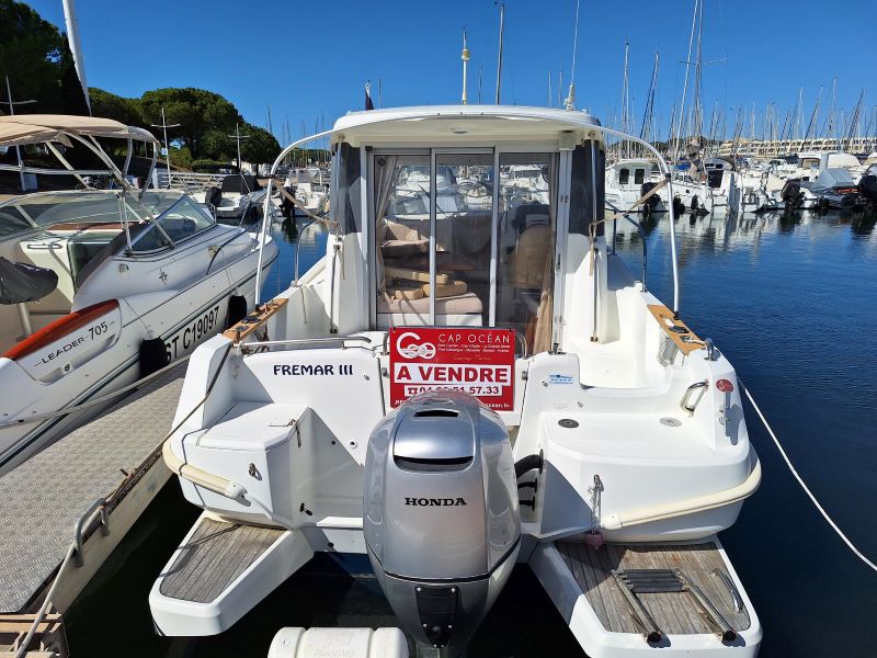 slider 1 Beneteau Antares 780 HB